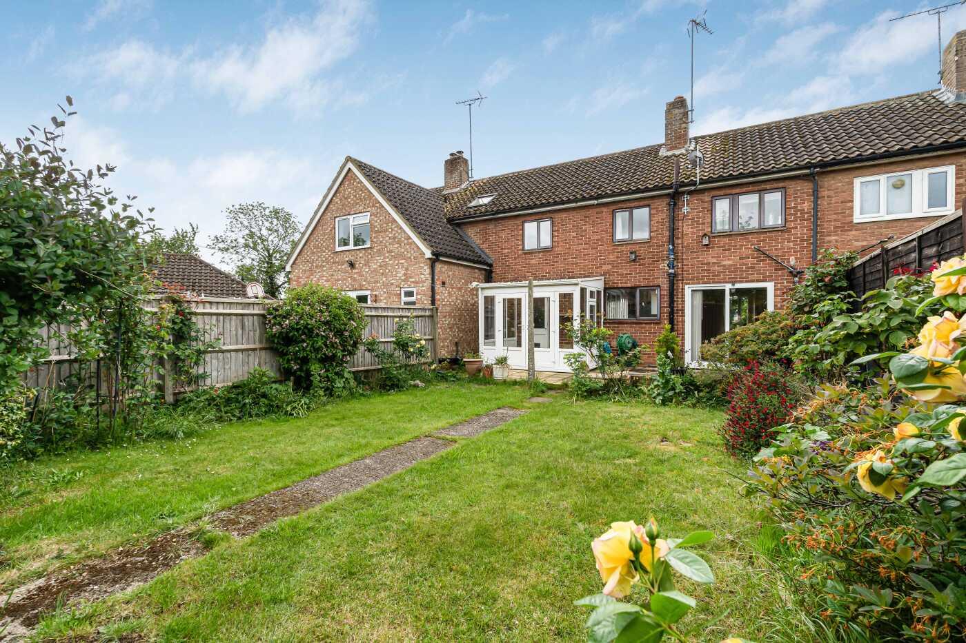 Plowden Way, Shiplake Cross, Henley-On-Thames